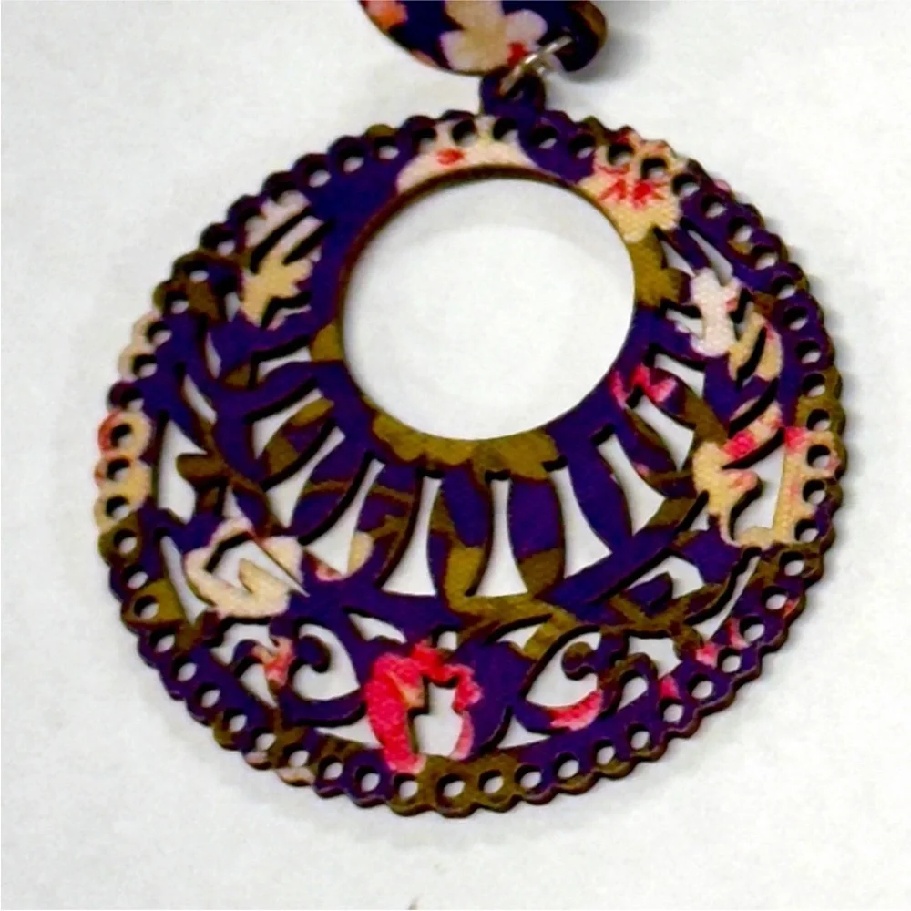 UNBRANDED Bohemian RETRO Purple Floral Print WOODEN Stud Drop Dangle EARRINGS